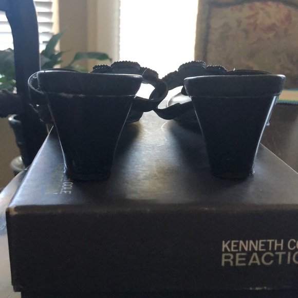 Kenneth Cole Reaction Black Sandal Heels - Picture 6 of 7